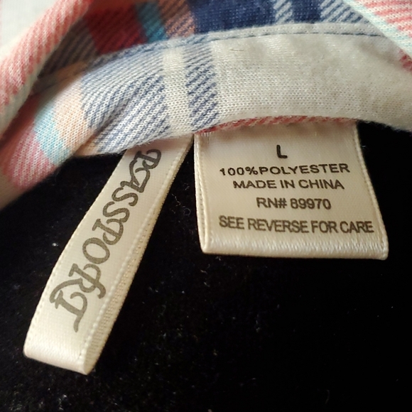 🌻 Plaid Button Down - Picture 6 of 6